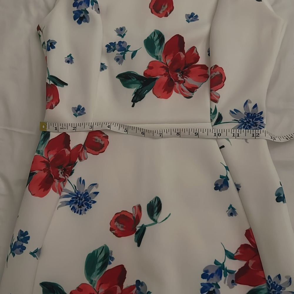 Calvin Klein Sheath Dress - Size 2 - Picture 5 of 8